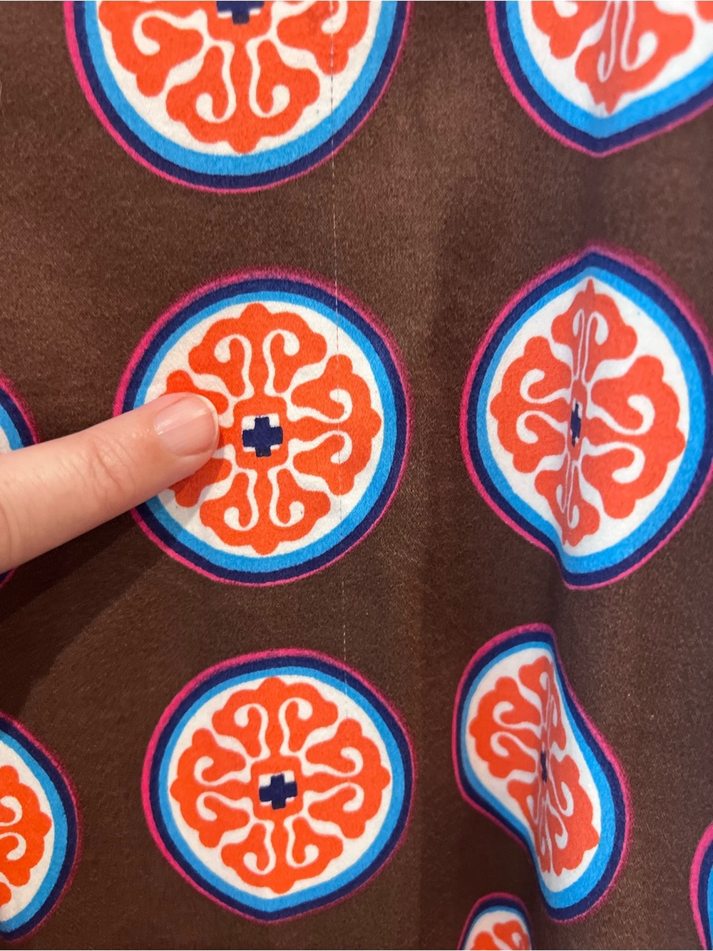 Tizzie Brown Button-Down Shirt with Orange Medallion Print Size XL - Picture 8 of 16